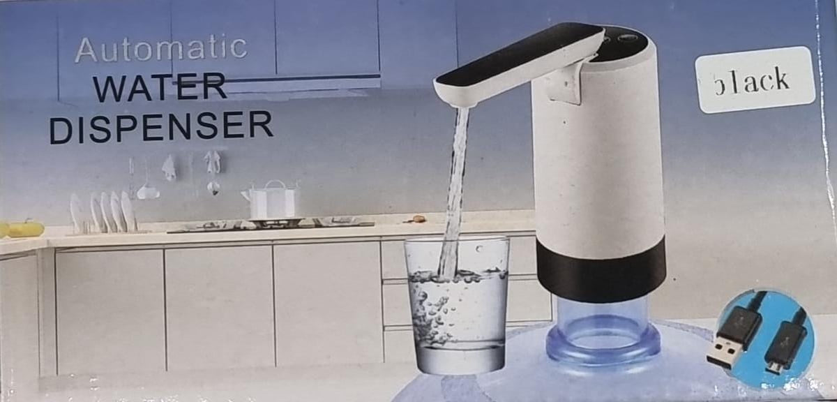 Automatic water dispenser