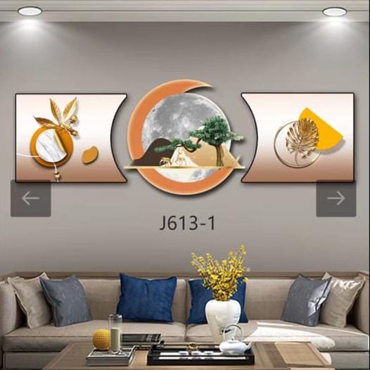 Wall clock decor