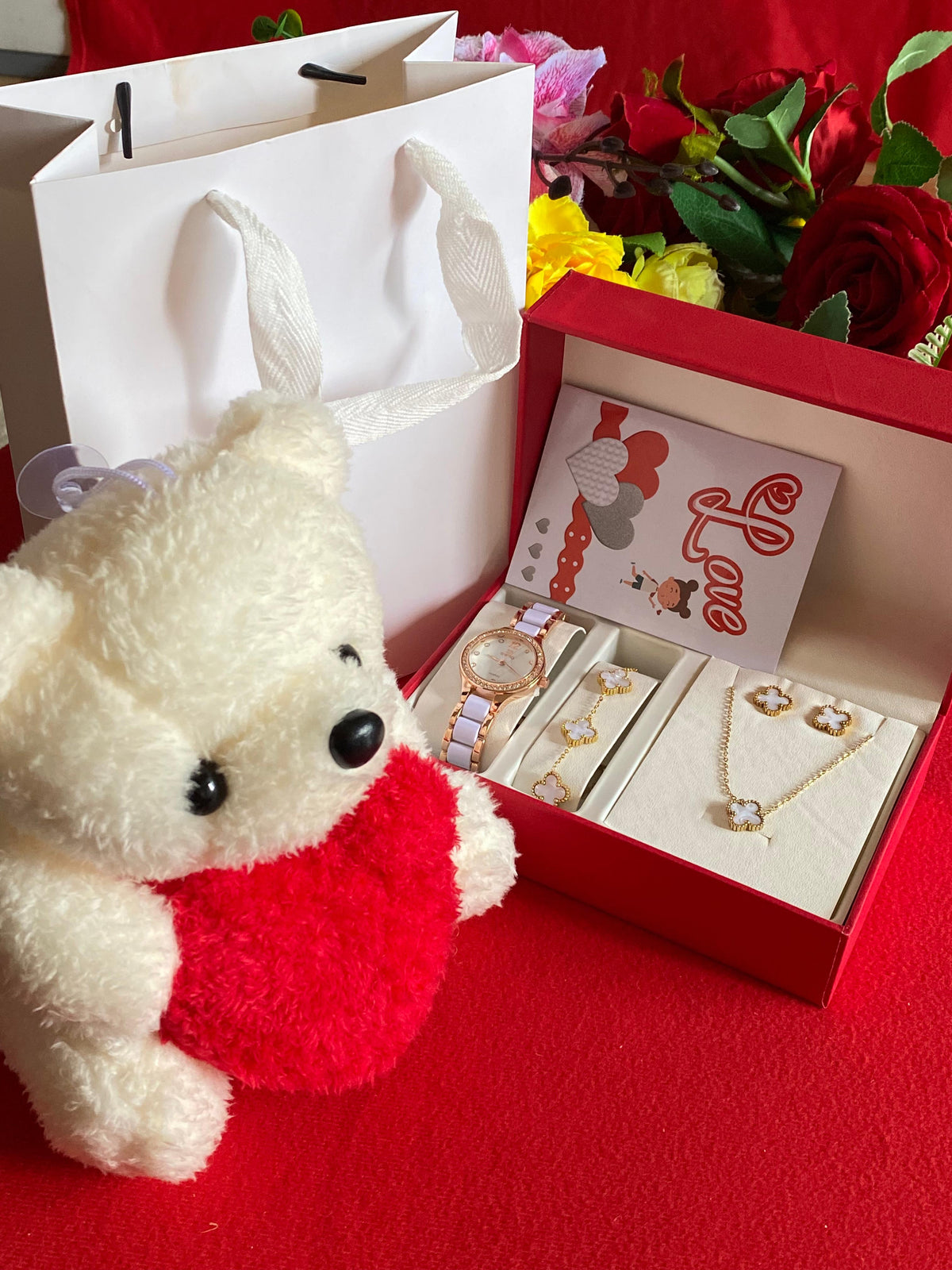 HOT VALENTINES LADIES GIFT SET