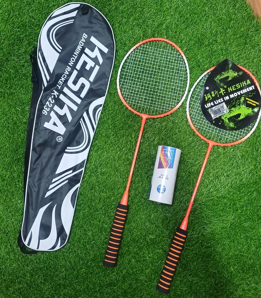 *Badminton racket