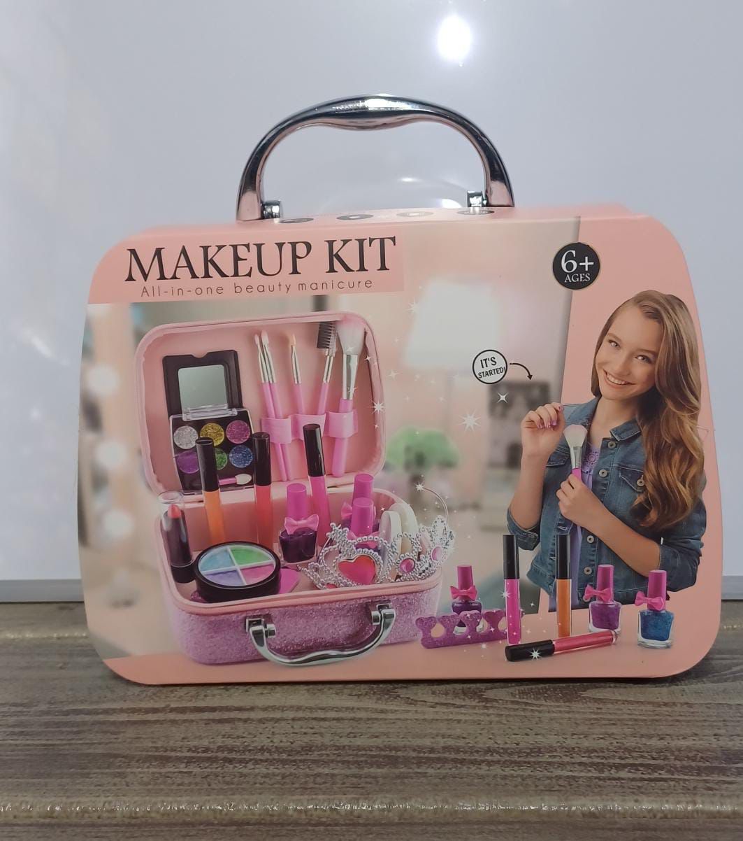 Make up kit