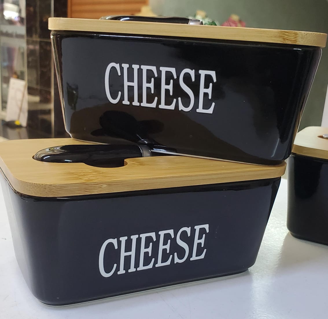 Ceramic cheese Set