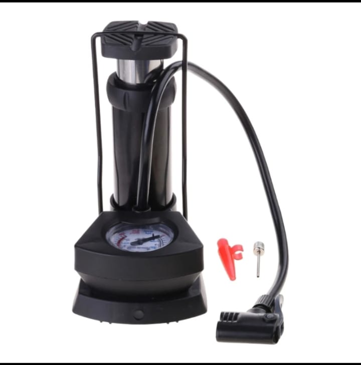 Portable foot pump