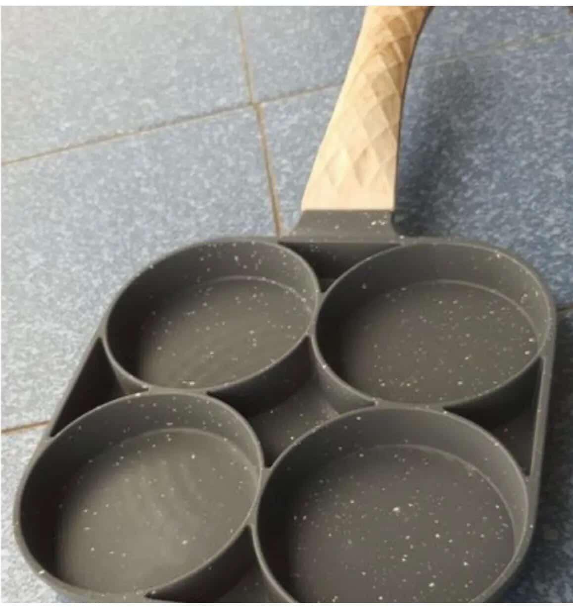 Slot pan