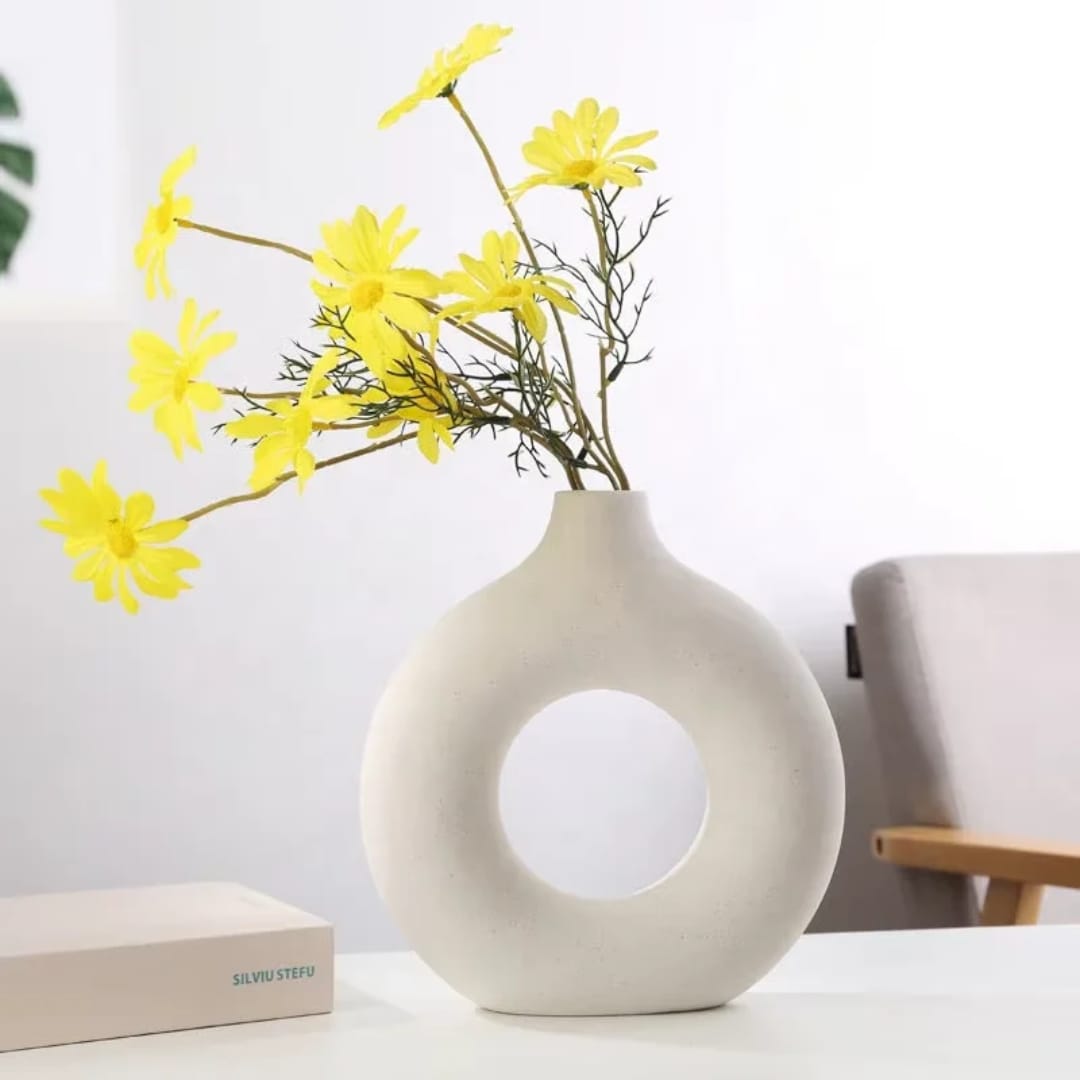 DECORATIVE NORDIC CIRCULAR DONUT WHITE CERAMIC VASE