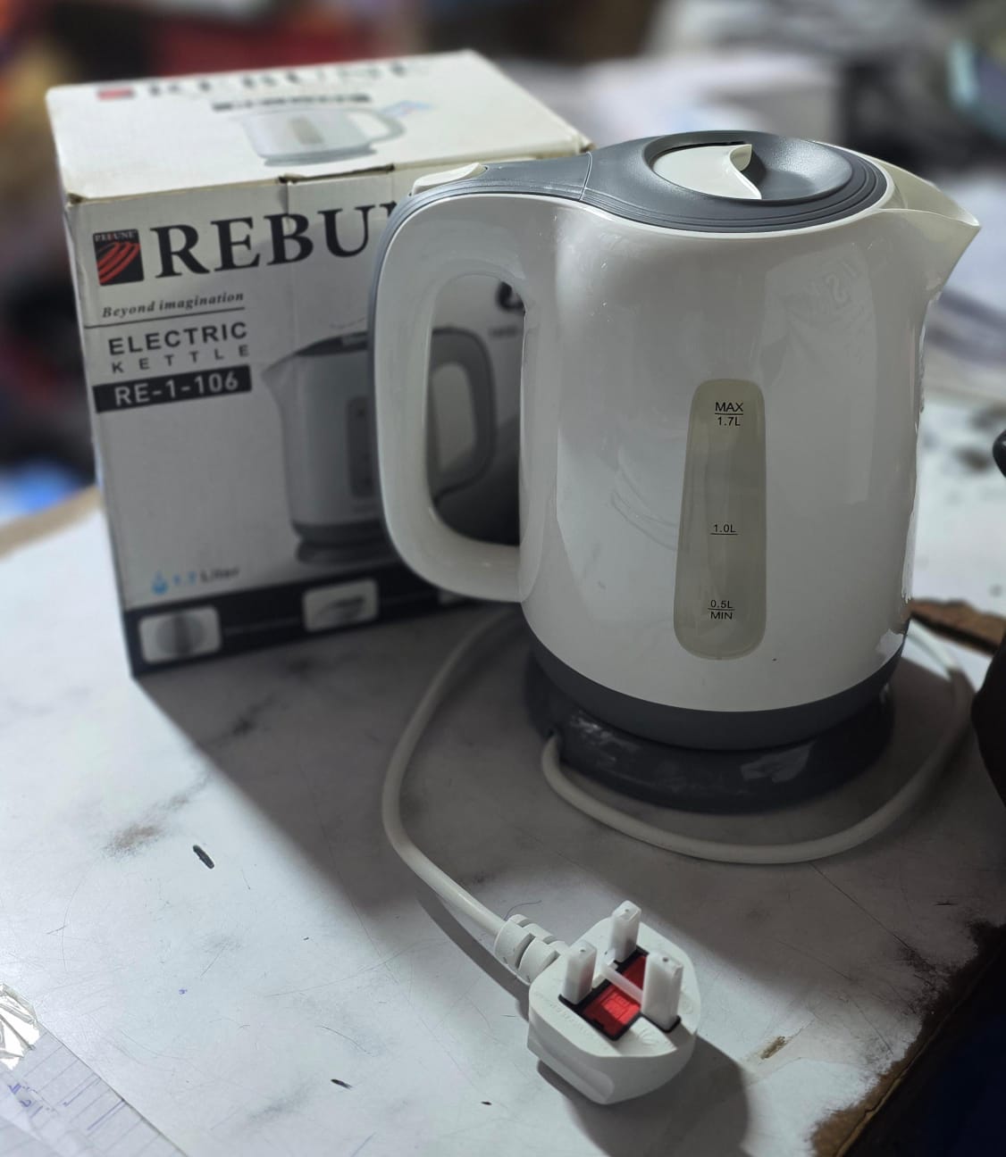 Kettle rebune electric