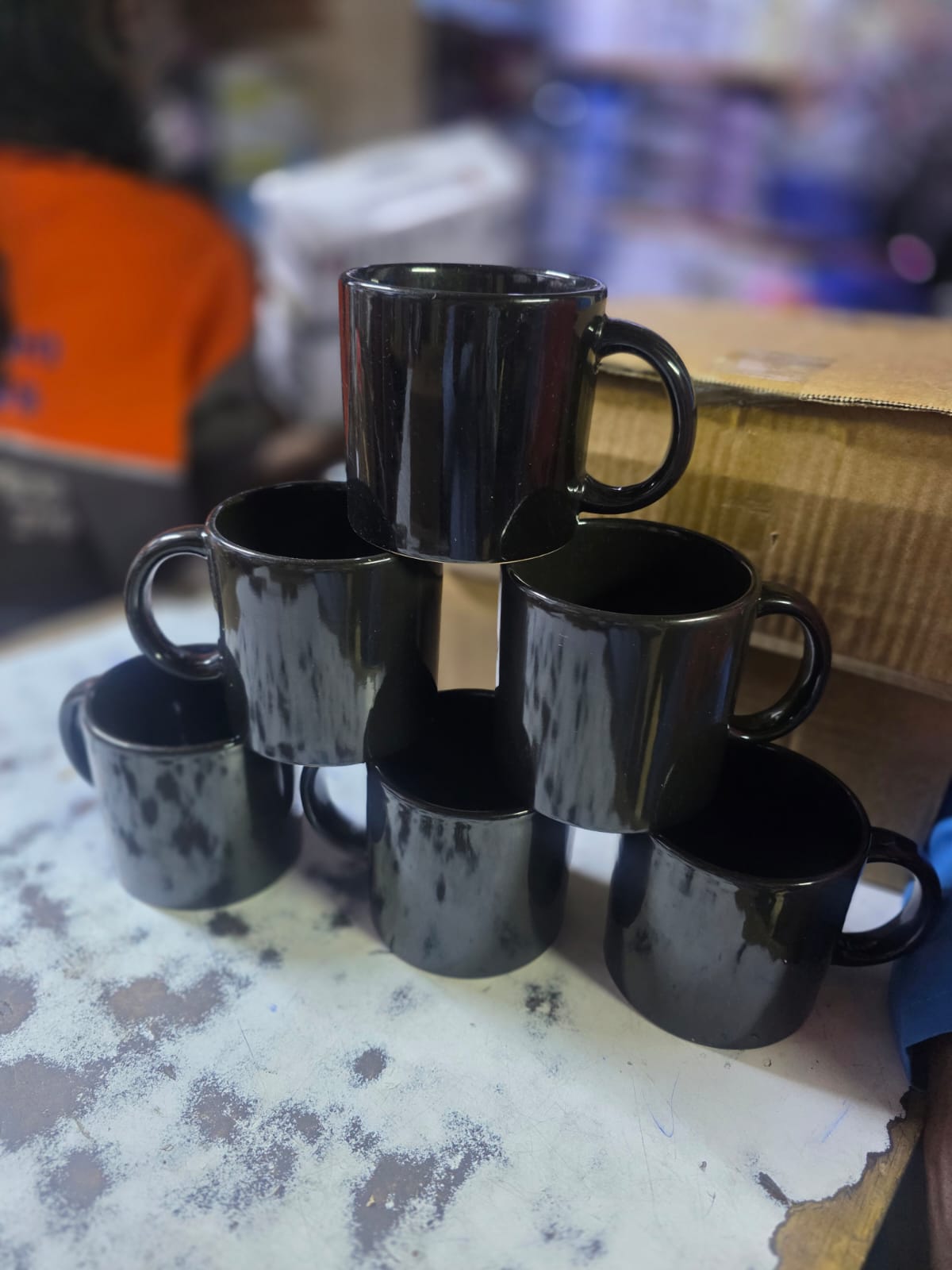 6 pcs black ceramic mugs @ 380ml