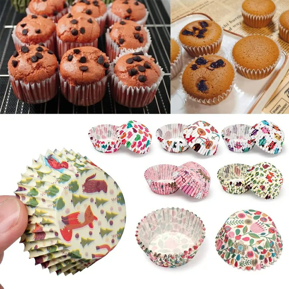 Disposable cupcake paper insert