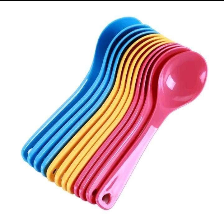 Portable coloured baby spoons