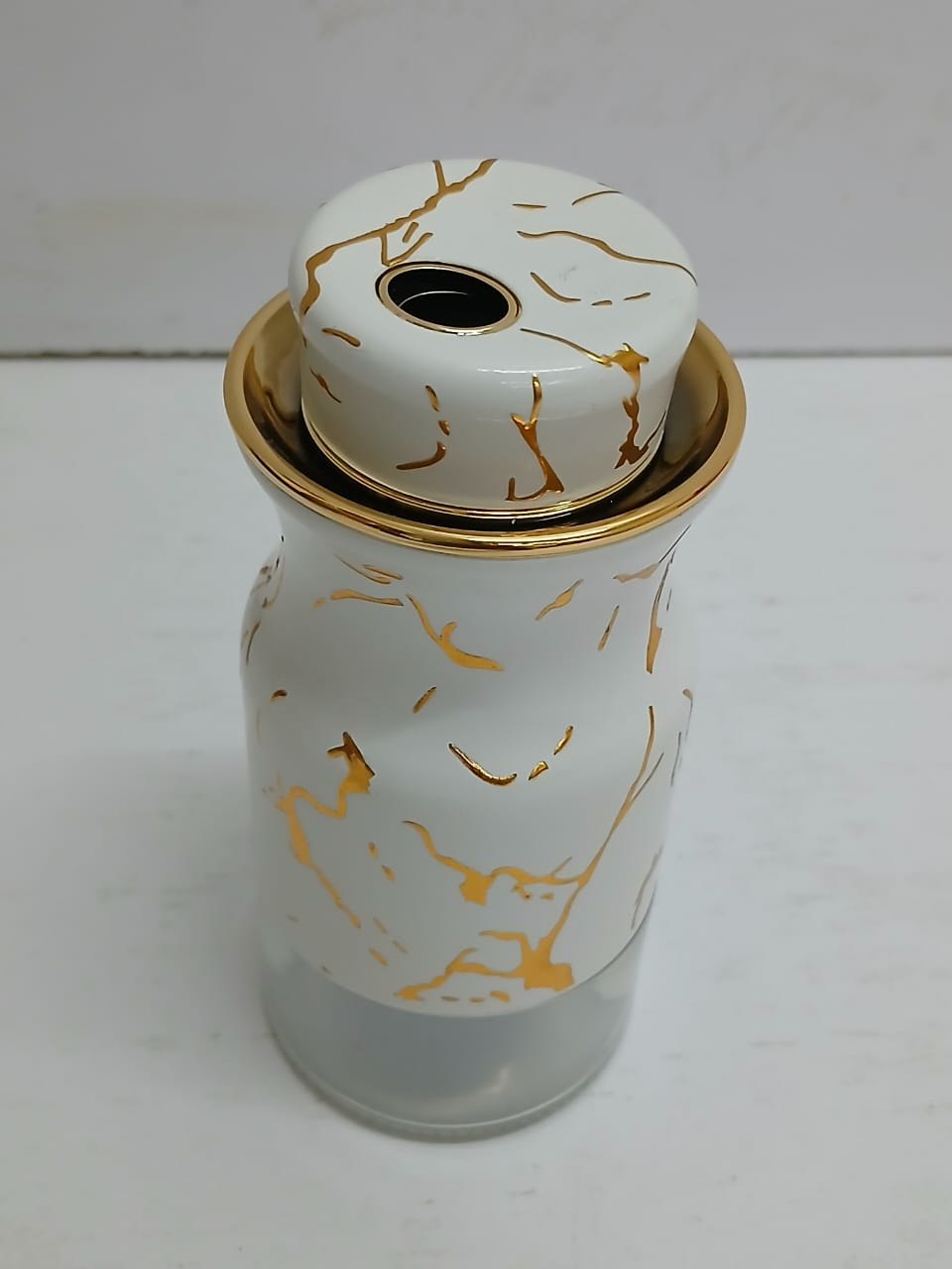 Marble salt shaker